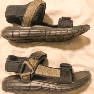 Dockers Velcro Strap Sandals